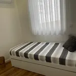 Deolinda Pereira - Casa Gatas *